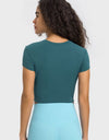 Round Neck Short Sleeve Cropped Sports T-Shirt