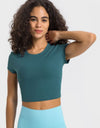 Round Neck Short Sleeve Cropped Sports T-Shirt
