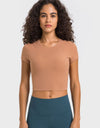 Round Neck Short Sleeve Cropped Sports T-Shirt