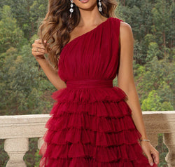 One-Shoulder Sleeveless Dress